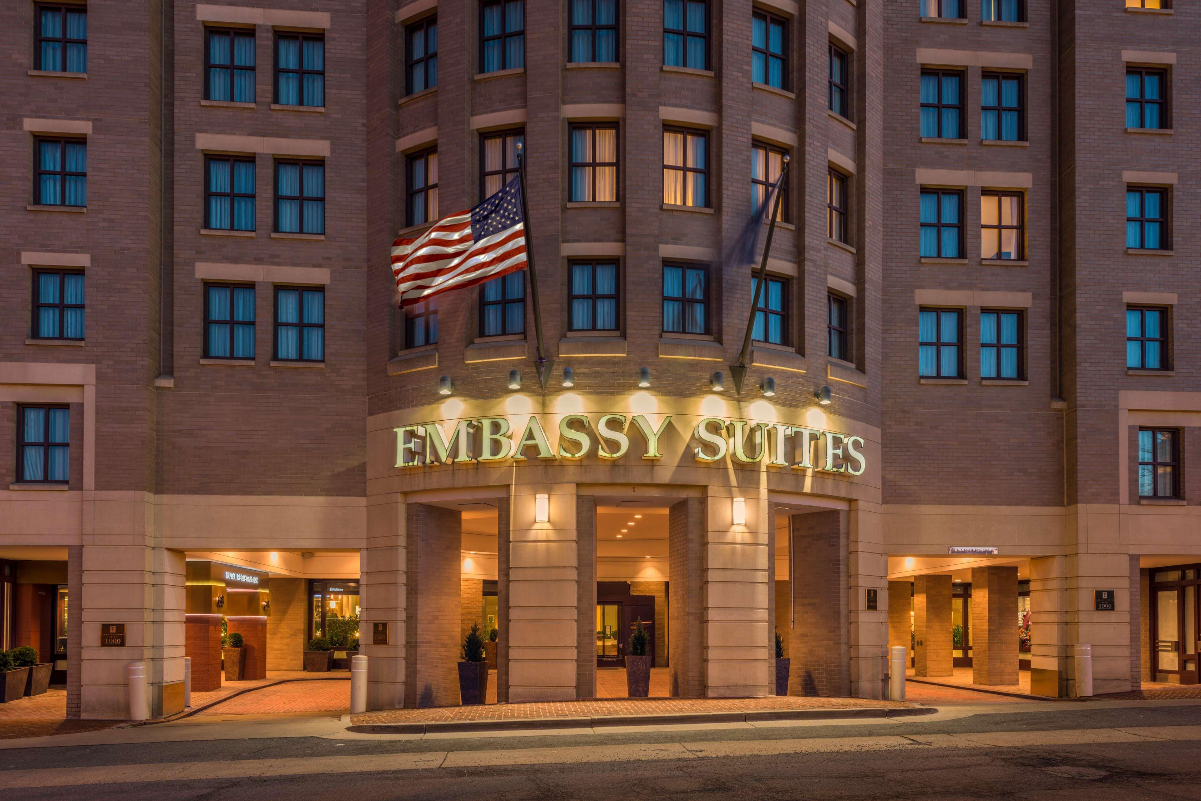 Embassy Suites By Hilton Alexandria Old Town Zewnętrze zdjęcie