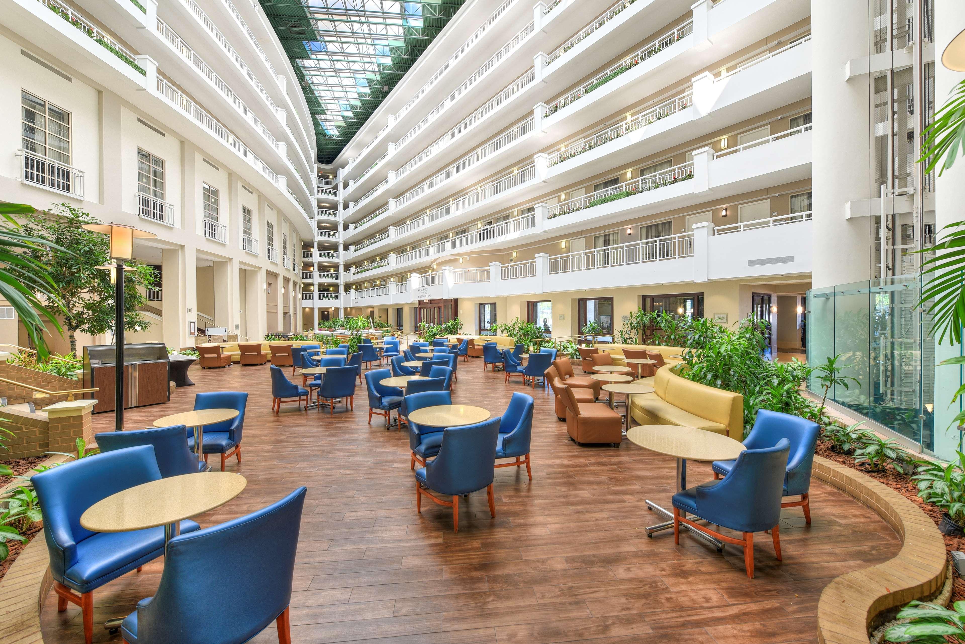 Embassy Suites By Hilton Alexandria Old Town Zewnętrze zdjęcie