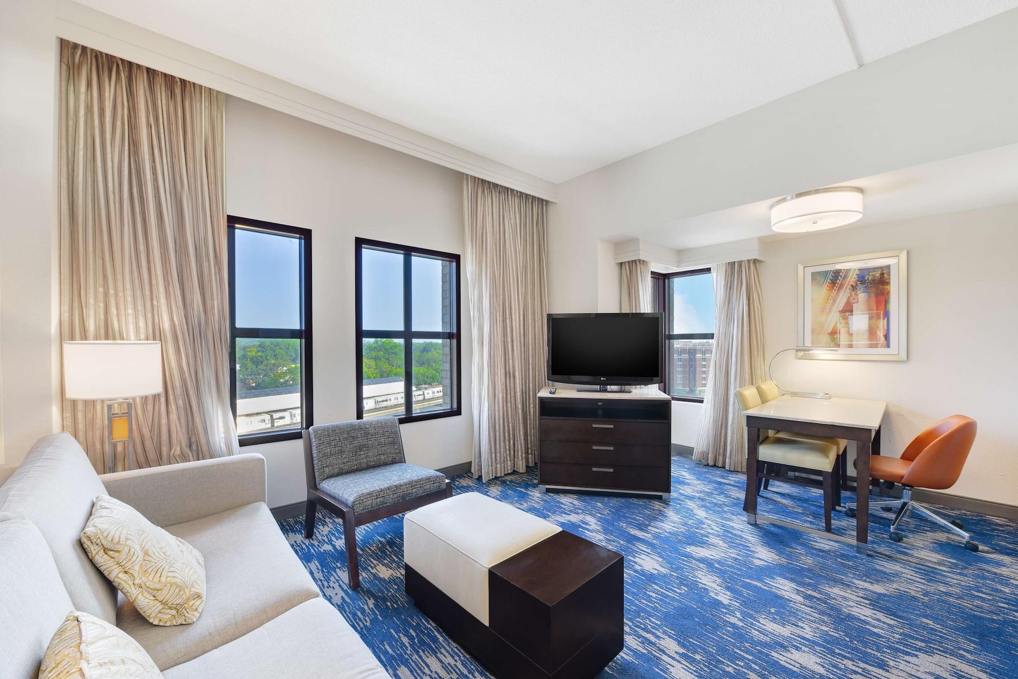 Embassy Suites By Hilton Alexandria Old Town Zewnętrze zdjęcie