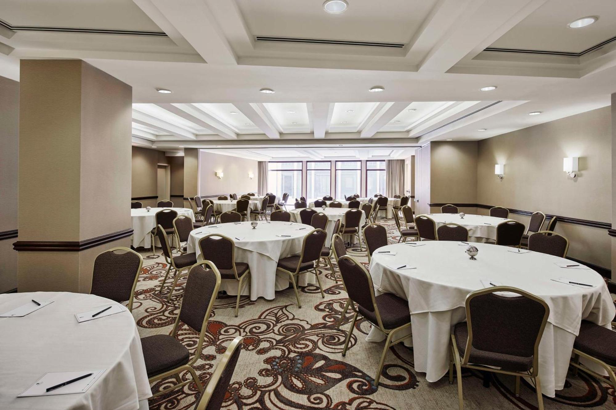 Embassy Suites By Hilton Alexandria Old Town Zewnętrze zdjęcie