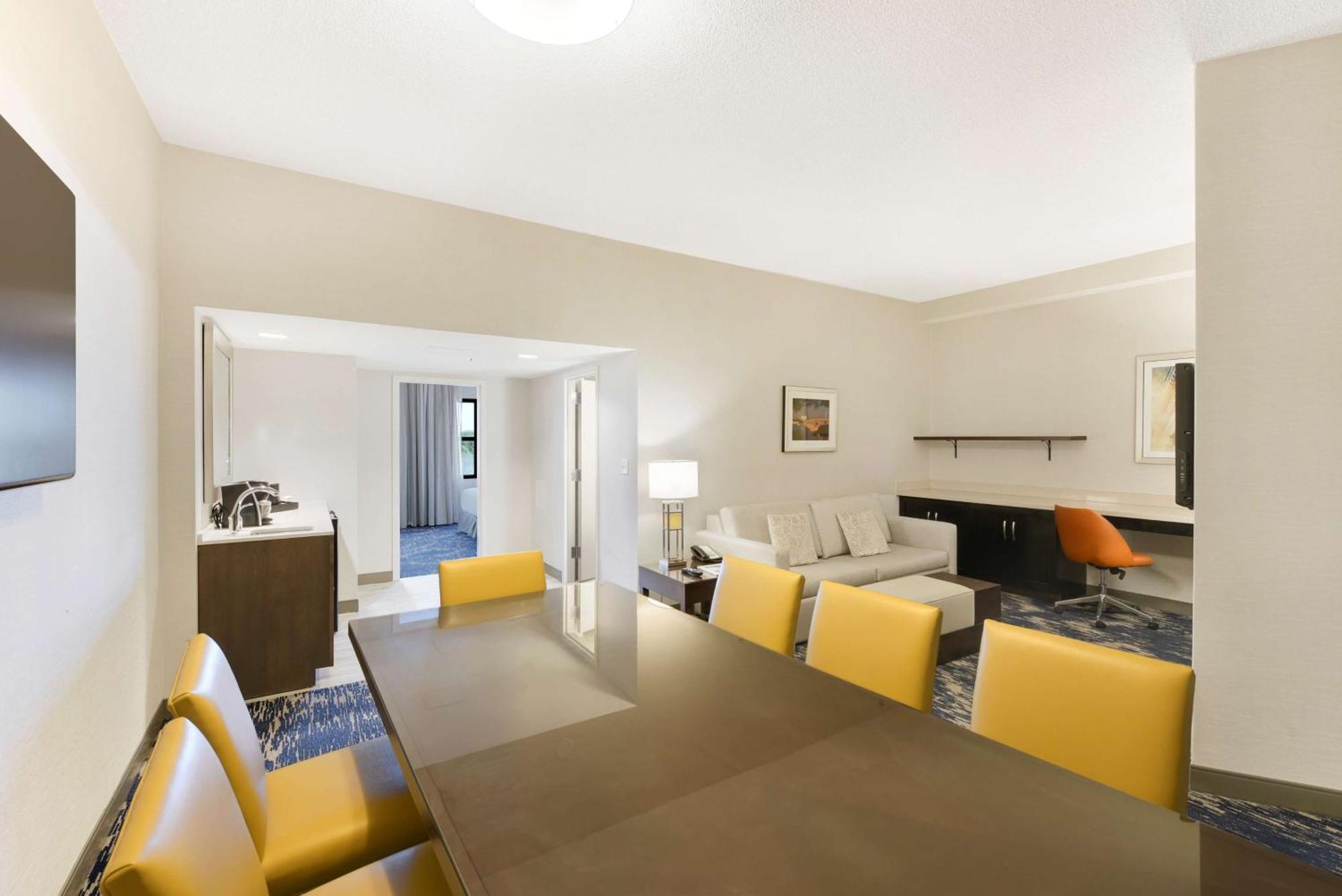Embassy Suites By Hilton Alexandria Old Town Zewnętrze zdjęcie