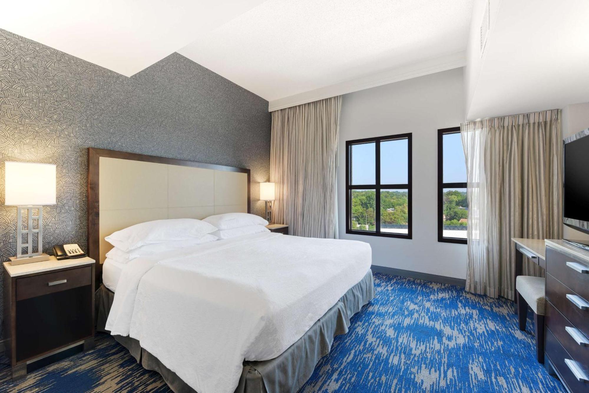 Embassy Suites By Hilton Alexandria Old Town Zewnętrze zdjęcie
