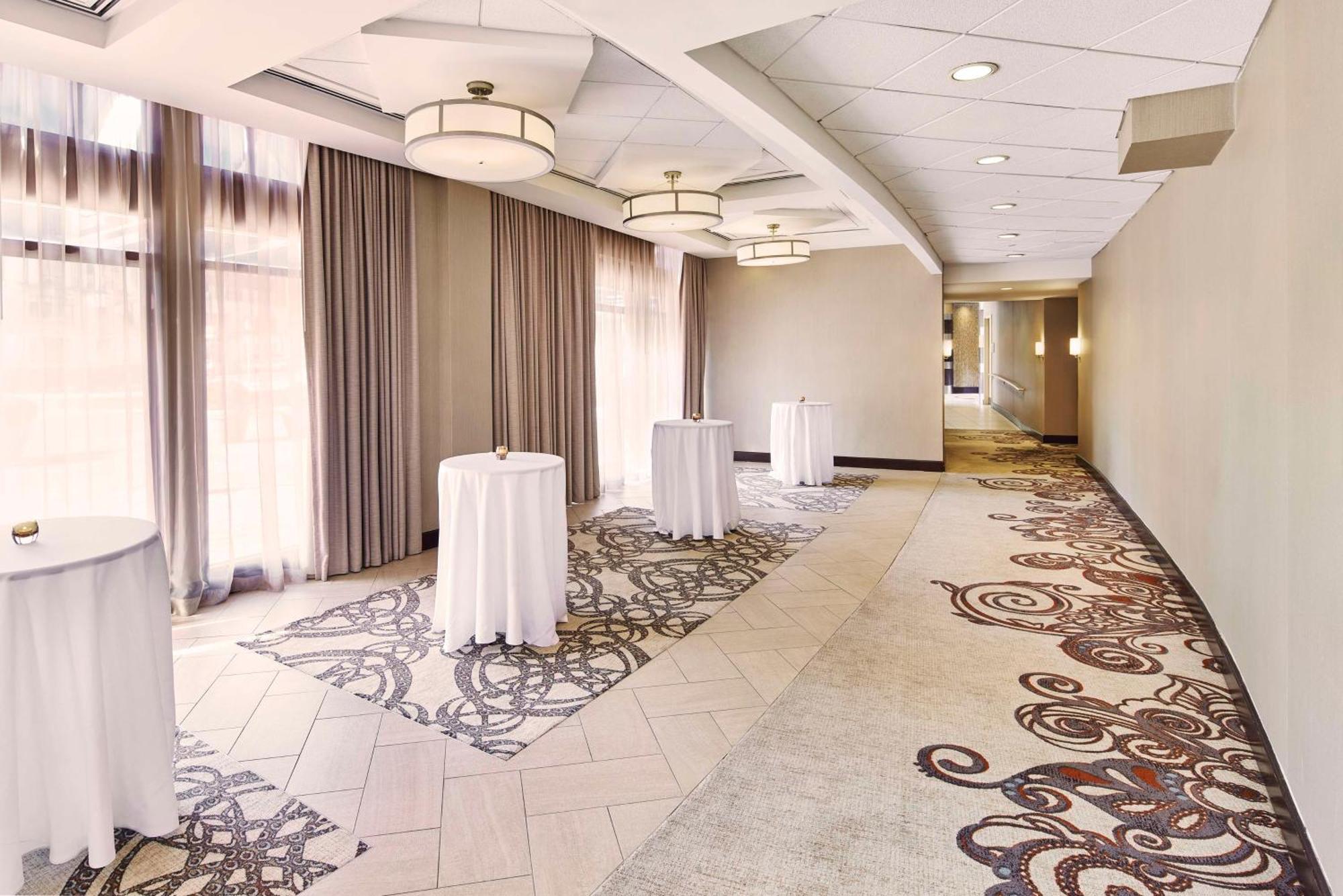 Embassy Suites By Hilton Alexandria Old Town Zewnętrze zdjęcie